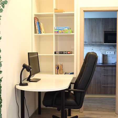 Ferienwohnung Charming Flat, Steps From Castle - Historic Part Pressburg Exterior foto