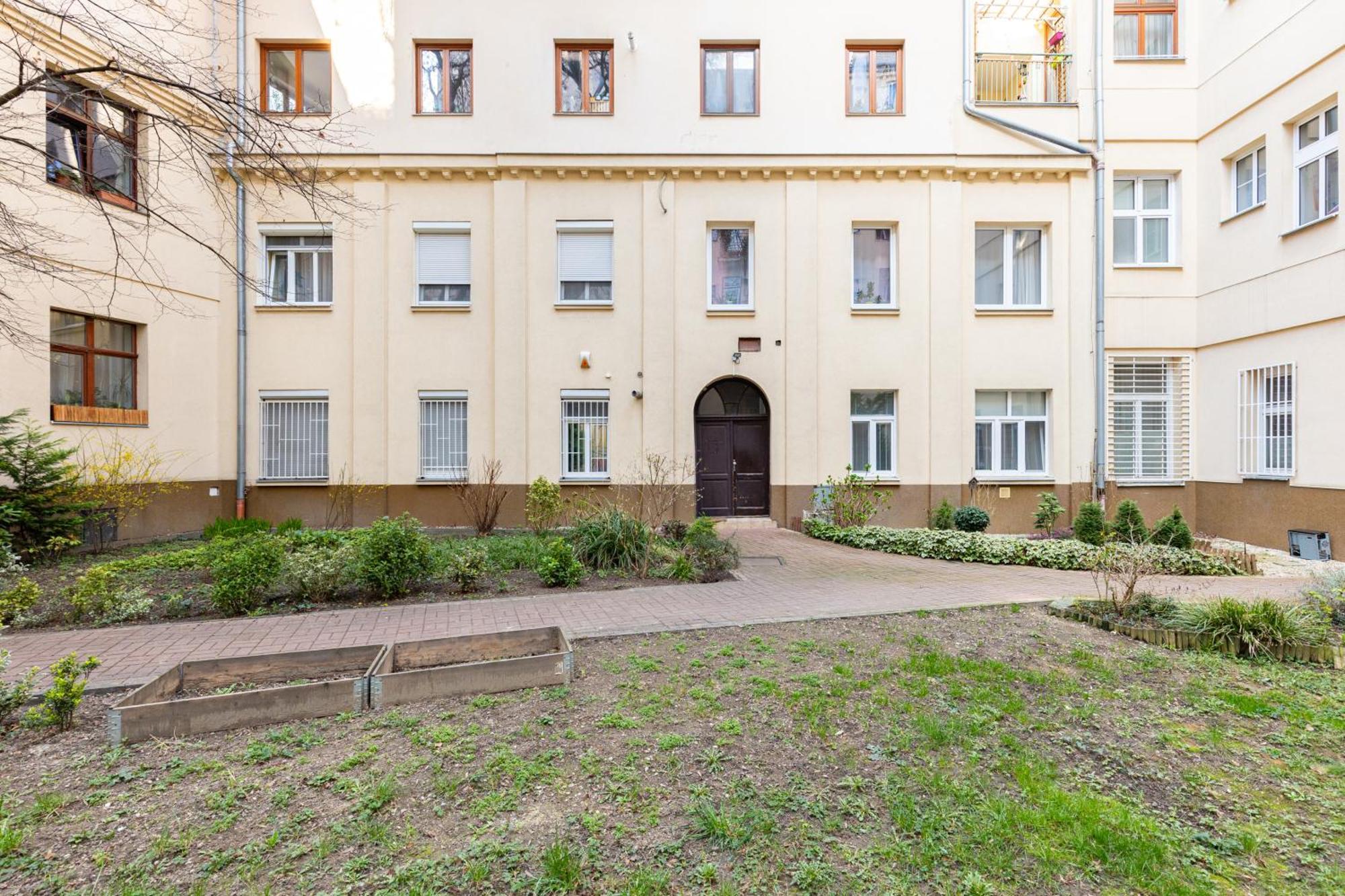 Ferienwohnung Charming Flat, Steps From Castle - Historic Part Pressburg Exterior foto